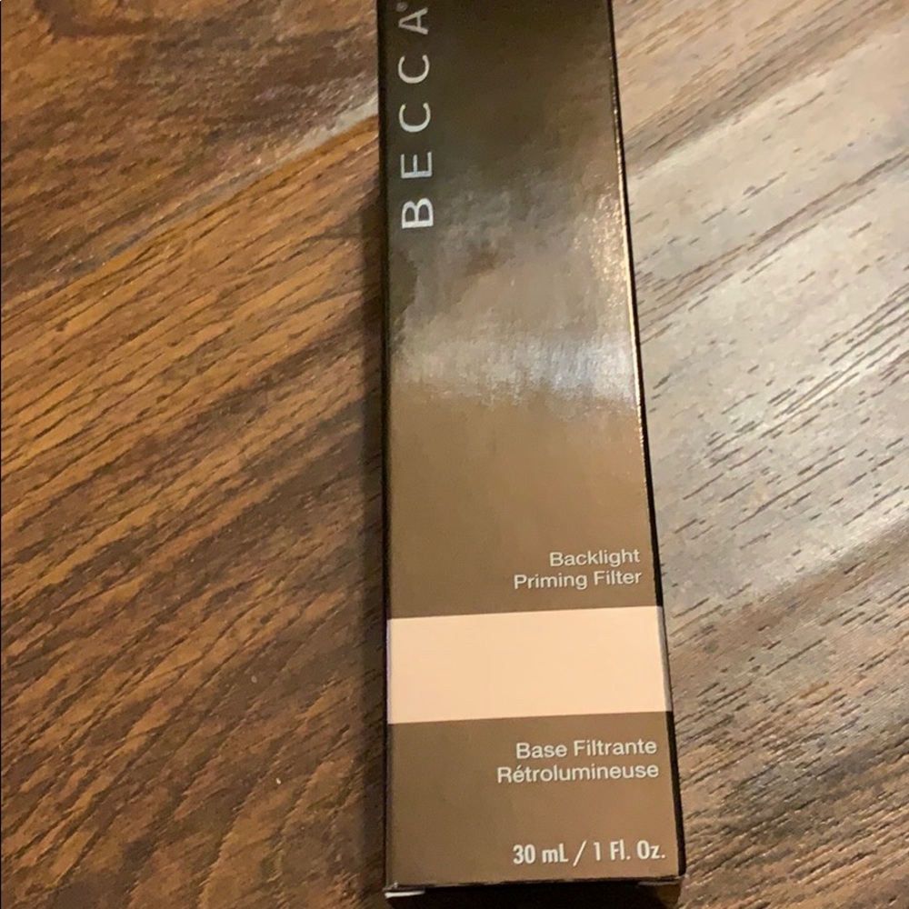 NIB Becca Backlight Priming Filter